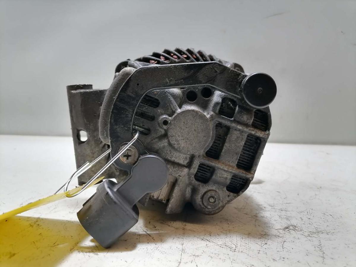 Citroen C3 Picasso original Lichtmaschine Generator 1.4 16V 70kw Bj.2010